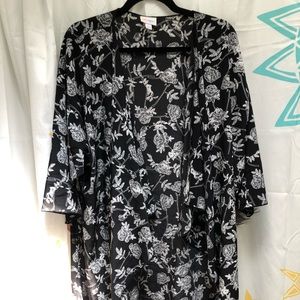 Black and White Shirley!